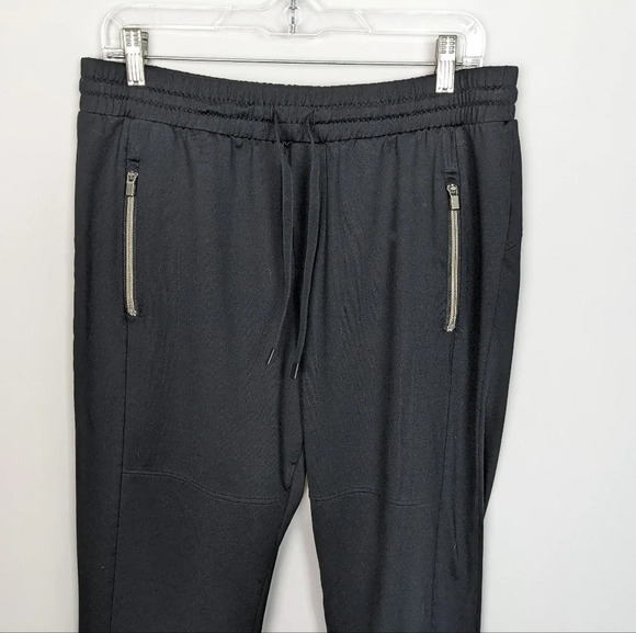 Athleta Black Hilltop Jogger Zipper Pockets - Picture 5 of 6